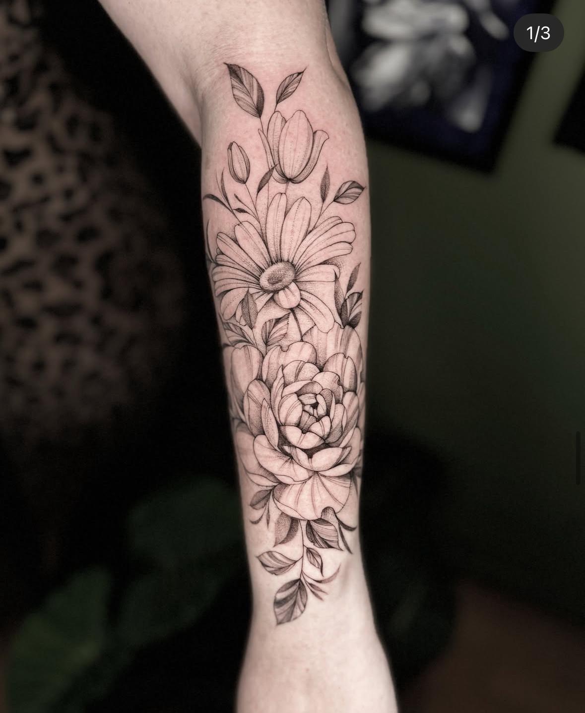 LARGE TATTOO EMILY