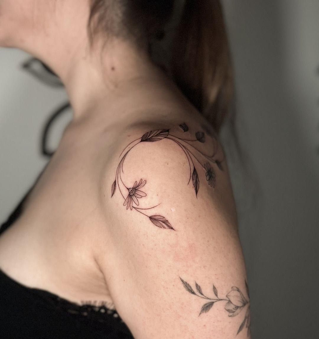 LARGE TATTOO EMILY