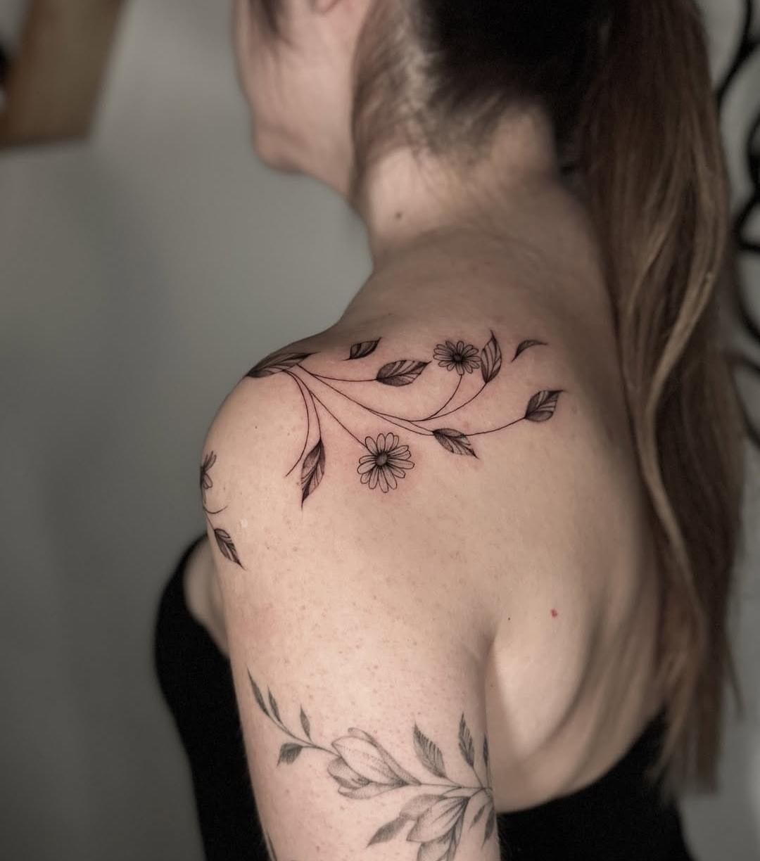 LARGE TATTOO EMILY